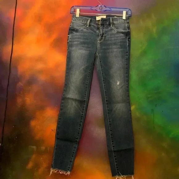 🤑5 for $25  
🤑PAC sun jeans 24 - Picture 1 of 5